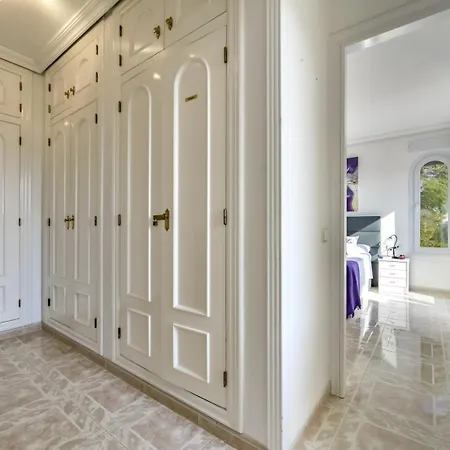 Guzman - Ifach * 칼페